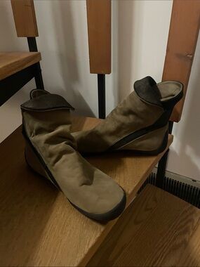 Softino by Fly London Olive Fold-Top Ankle Boots
